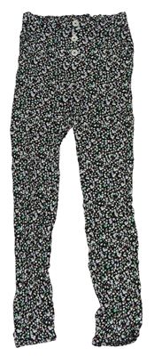 Čierne kvetované letné nohavice Primark