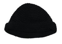 Černá pletená čepice