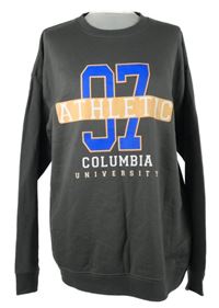 Pánská tmavošedá mikina s číslem a nápisy PrettyLittle Thing