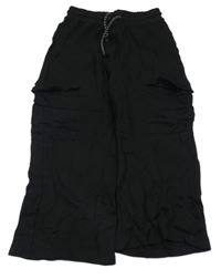 Černé široké crop tepláky s kapsami Lindex