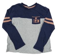 Sivo-tmavomodré melírované tričko s vreckom s nápismi a pruhmi George