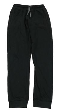 Černé tepláky Next