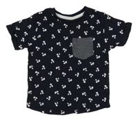 Tmavomodré květované tričko s kapsou Primark