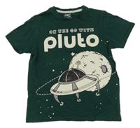 Smaragdové tričko s planetou