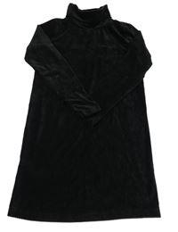 Černé žebrované sametové šaty s rolákem