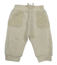 Smetanové tepláky s madeirovými kapsami George 