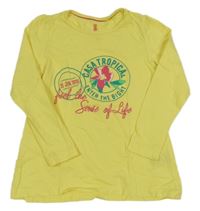 Žlté tričko s nápisom a květem Lupilu