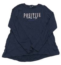 Tmavomodré tričko s nápisom Name it