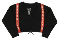 Čierna crop mikina s červenymi pruhmi Primark