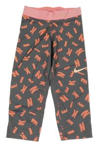 Sivo-neónově lososové športové funkčné capri legíny s písmeny Nike