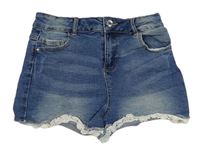 Modré teplákové riflové kraťasy ošoupaného vzhledu a krajkou Denim Co.