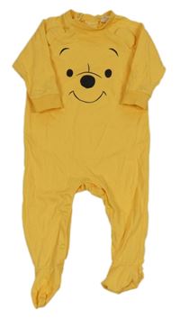 Žlutý overal s Púem Disney