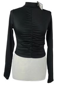 Nové - Dámské černé řasené crop triko Amisu 