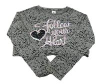 Šedo-černé vzorované crop triko s nápisem z flitrů C&A