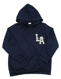 Tmavomodrá mikina s nápisom a kapucňou