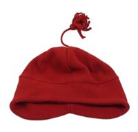 Červená fleecová čapica s strapcemi