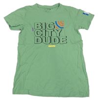 Zelené tričko s nápisom Blue Seven