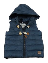 Tmavomodrá šušťáková prešívaná zateplená vesta s kapucňou zn. Topomini