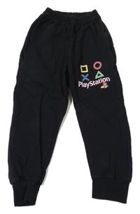 Černé tepláky s potiskem - PlayStation