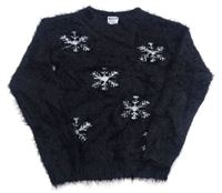 Čierny chlpatý sveter s vločkami Pocopiano