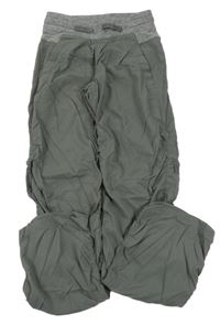 Sivé šušťákové rolovacieé nohavice s gumovým pasom