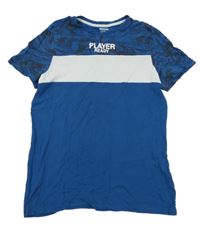 Modro-bílé tričko se vzorem a nápisem F&F