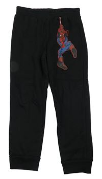 Čierne tepláky so Spidermanem