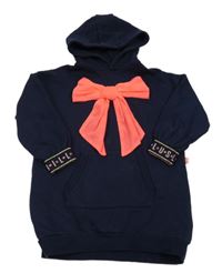 Tmavomodrá šatová mikina s 3D mašlou a kapucňou