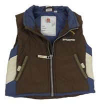 Hnedo-bielo-modrá šušťáková zateplená vesta s výšivkou