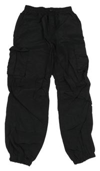 Čierne šušťákové cuff nohavice Primark