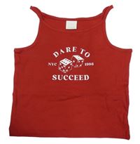 Červený rebrovaný crop top s nápisom Zara