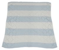 Bílo-světlemodrá pruhovaná perforovaná pletená deka Matalan