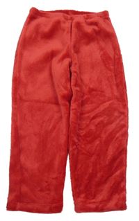 Červené chlpaté tepláky