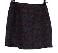 Dámska modro-červená vzorovaná púzdrová sukňa Dunnes