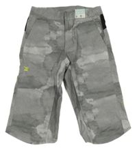 Nové - sivo-bielo-čierne army pruhované capri funkčné nohavice Decathlon