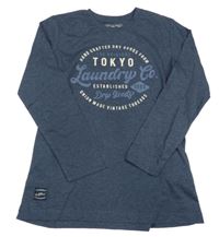 Tmavomodré triko s nápisem Tokyo Laundry 