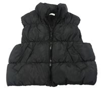 Čierna prešívaná šušťáková zateplená crop vesta H&M