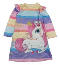 Farebná pruhovaná nočná košeľa s pony a volánikmi