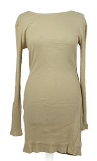 Dámské béžové žebrované úpletové šaty s volnými zády Na-KD 