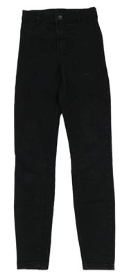Černé skinny rifle Bershka
