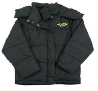 Černá šusťáková zimní bunda s nápisem a kapucí juicy couture