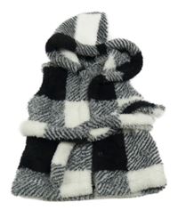 Čierno-biela kockovaná chlpatá vesta s opaskom a kapucňou Shein