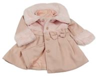 Světlerůžový flaušový kabát s kožešinou 