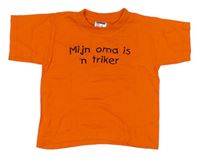 Oranžové tričko s nápisom
