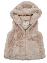 Ružová kožušinová podšitá vesta s kapucňou F&F