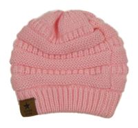 Růžová čepice s nášivkou 