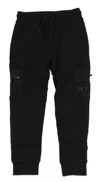 Černé cargo tepláky F&F