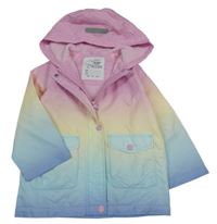 Růžovo-žluto-modrá pastelová šusťáková jarní bunda s kapucí 