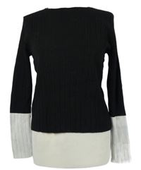 Dámský černo-smetanový žebrovaný svetr MNG 