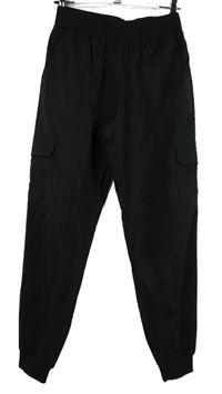 Dámské černé šusťákové cargo kalhoty s kapsami F&F